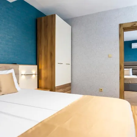 Laguna 4*