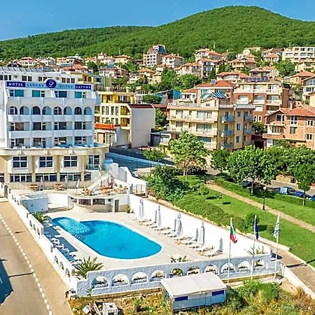 Hotel Laguna